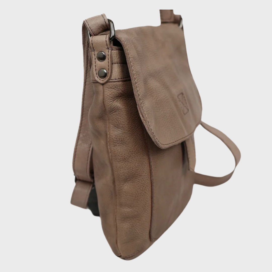 Bear Jip Leather Bag