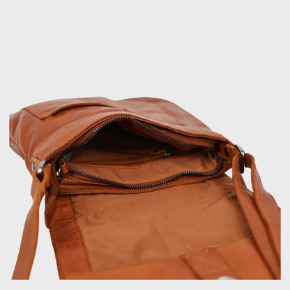 Bear Jip Leather Bag