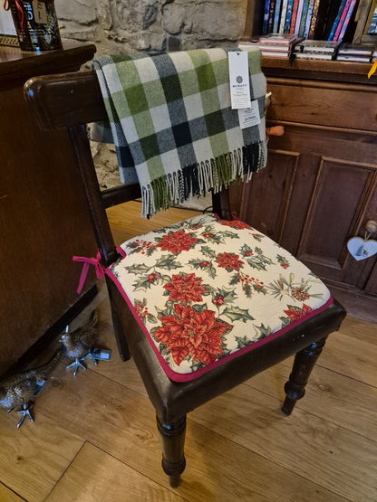 Poinsettia & Holly Christmas Seat Pad