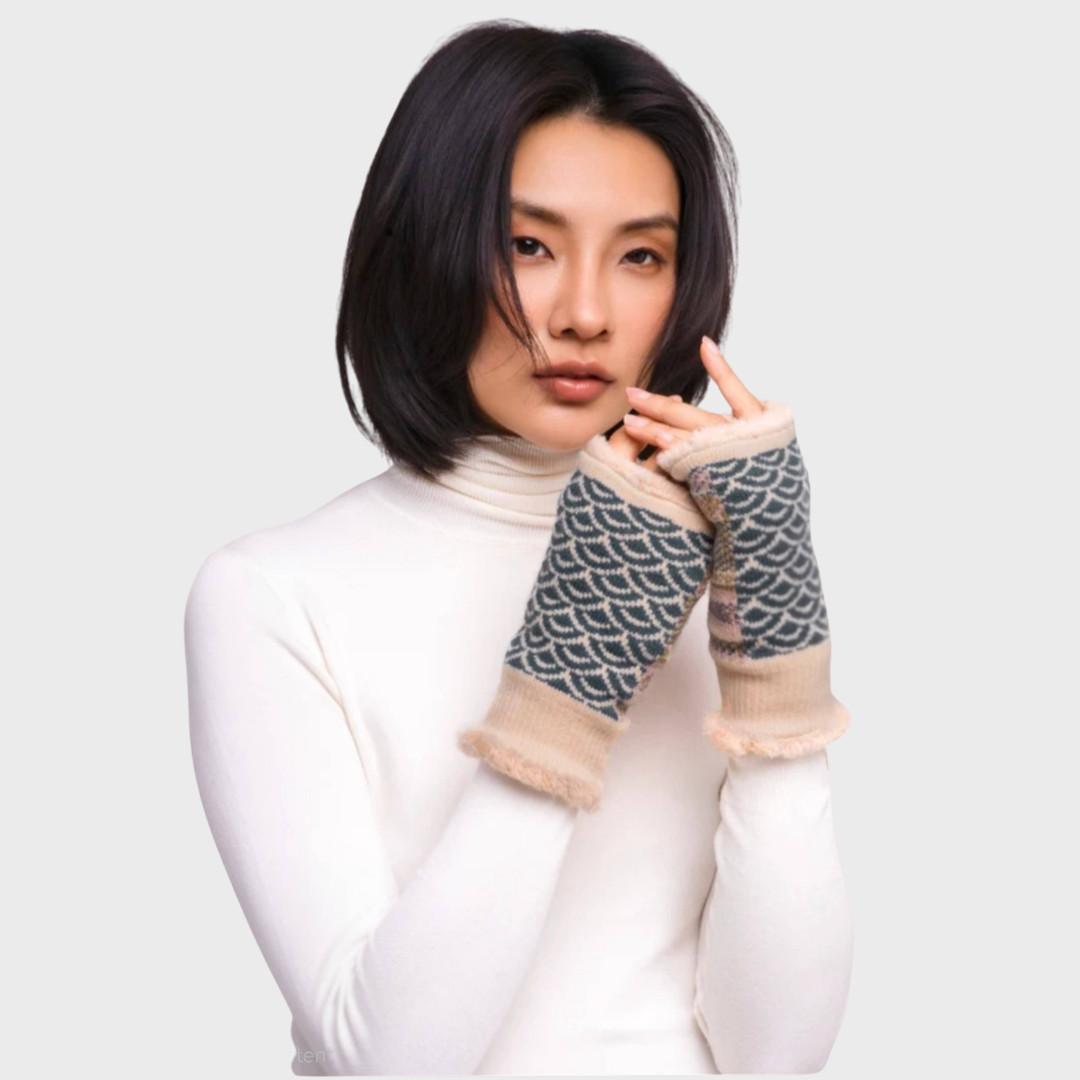 Agatha Wrist Warmers
