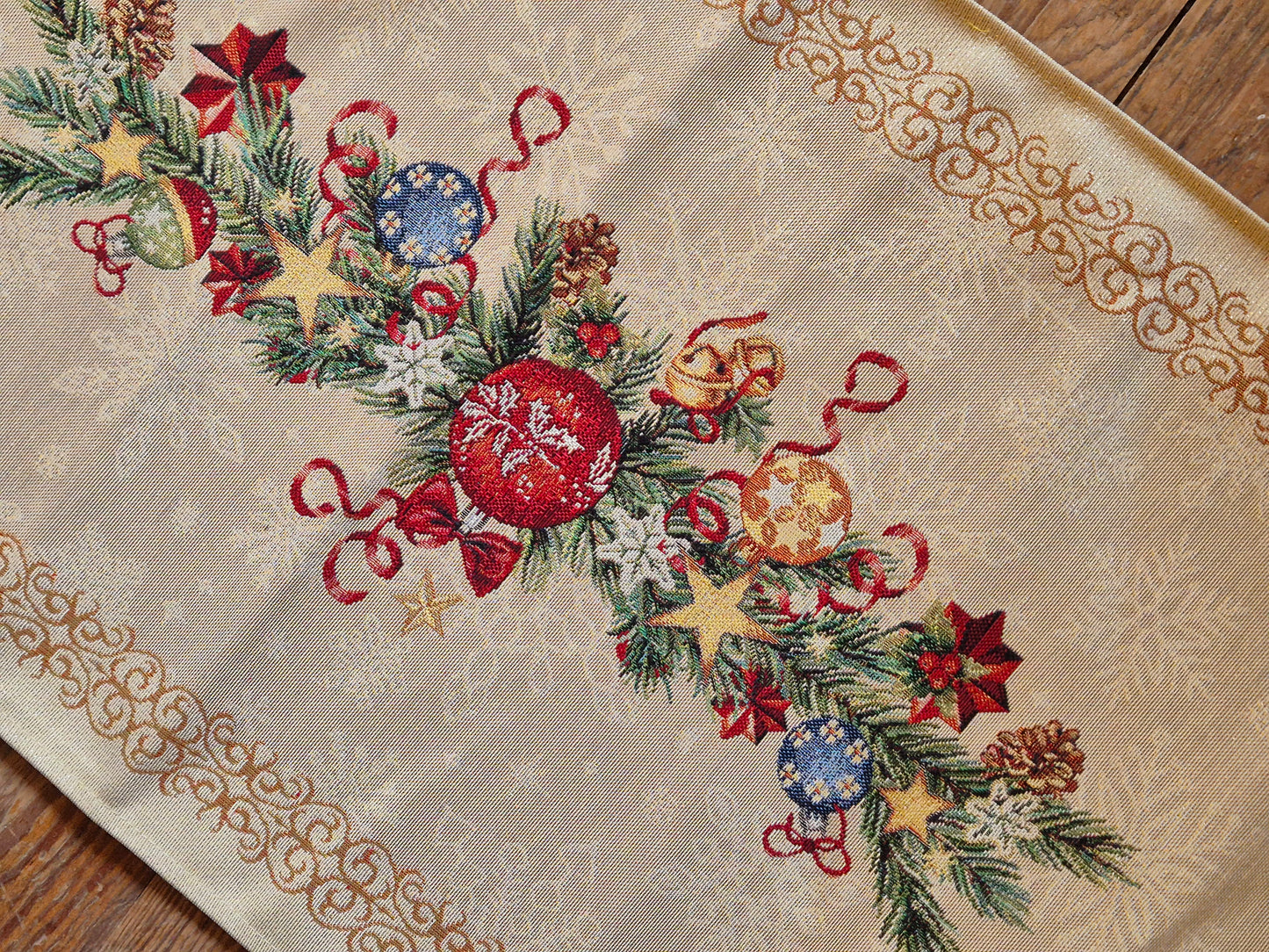 Festive Bauble Snowglobe Table Runner