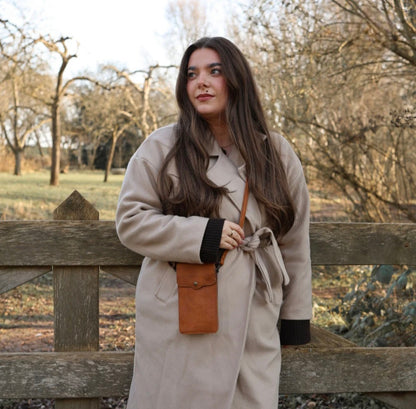 Yori Leather Phone Bag